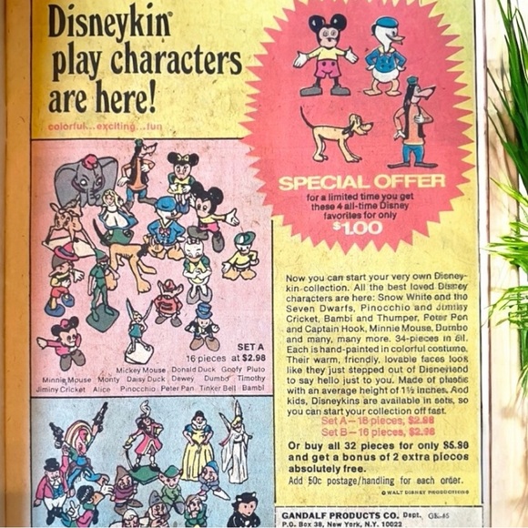 VINTAGE 1974 Walt Disney Chip ’n Dale Comic Book - No. 28 - Picture 5 of 10